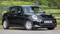 Black Used 2022 Mini ONE Classic Hatchback | £12,762 (Fair price)
