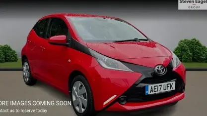 Used Toyota Aygo X-play 69 HP (50 kW) 2018 Hatchback