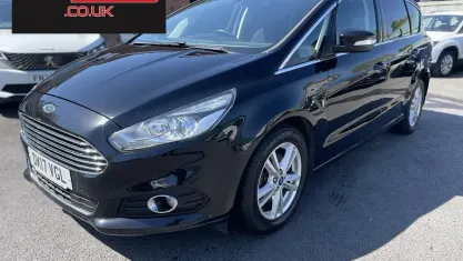Used Ford S-MAX Titanium 150 HP (110 kW) 2017 Black MPV