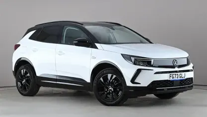 Usado Vauxhall Grandland X 131 HP (96 kW) 2023 Branco SUV