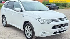 White Used 2015 Mitsubishi Outlander P-HEV Estate | £7,980 (Good price)