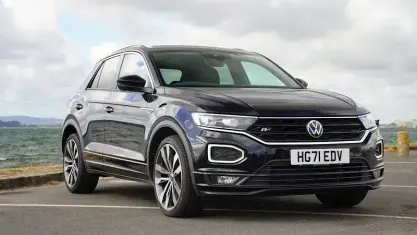 Used VW T-Roc R-line 150 HP (110 kW) 2021 Black SUV