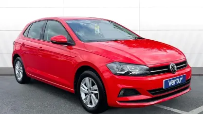 Used VW Polo SE 95 HP (69 kW) 2019 Red Hatchback