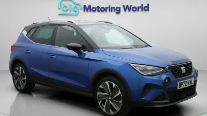 Usado Seat Arona FR Sport 110 HP (80 kW) 2023 SUV