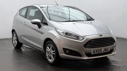 Silver Used 2016 Ford Fiesta Zetec Hatchback | £4,850 (Good price)