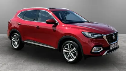 Used MG HS Exclusive 162 HP (119 kW) 2023 Red SUV