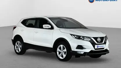 Used Nissan Qashqai Acenta Premium 116 HP (85 kW) 2019 White SUV