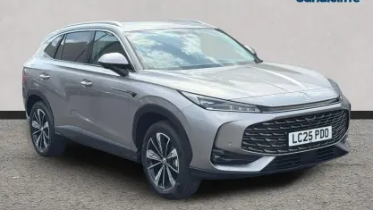 Used MG HS Trophy 169 HP (124 kW) 2024 Metallic  cosmic silver SUV