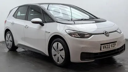 White Used 2021 VW ID.3 Pro Performance Hatchback | £13,650 (Fair price)