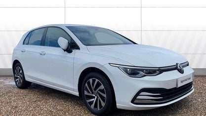Second-hand VW Golf VIII Style 204 CP (150 kW) 2023 Alb Hatchback