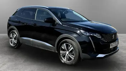 Second-hand Peugeot 3008 Allure Premium 131 CP (96 kW) 2022 SUV