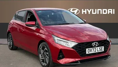 Used Hyundai i20 Premium 101 HP (74 kW) 2022 Red Hatchback