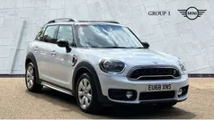Light white Used 2018 Mini Cooper S Countryman Classic SUV | £16,795 (Fair price)