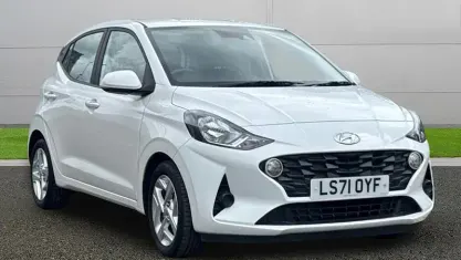 Used Hyundai i10 SE 84 HP (61 kW) 2023 Hatchback