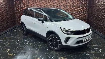 Used Vauxhall Crossland Elite 131 HP (96 kW) 2021 White SUV