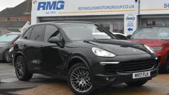 Used 2017 Porsche Cayenne Platinum Edition SUV | £18,450 (Fair price)