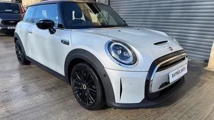 Used Mini Cooper Level 3 135 kW (184 HP) 2023 Hatchback