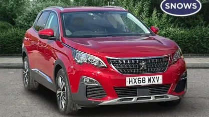 Begagnad Peugeot 3008 Allure 131 HK (96 kW) 2020 SUV