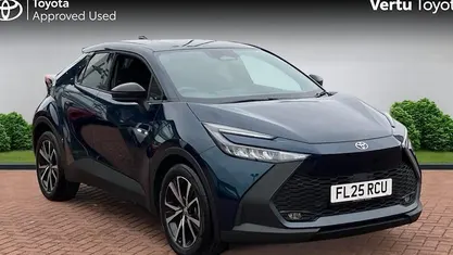 Used Toyota C-HR Design 140 HP (102 kW) 2025 SUV