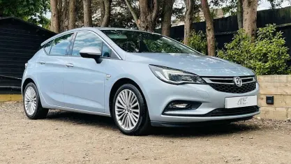 Used Vauxhall Astra Elite 150 HP (110 kW) 2019 Hatchback