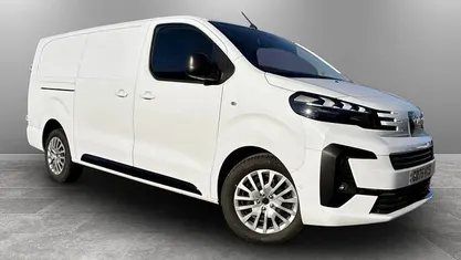 Used Peugeot Expert 120 HP (88 kW) 2025 Van