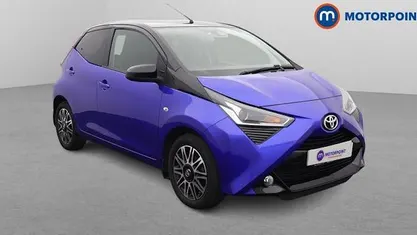 Used Toyota Aygo X-clusiv 72 HP (52 kW) 2020 Blue Hatchback