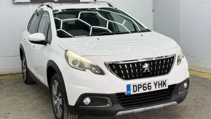 Begagnad Peugeot 2008 Allure 99 HK (72 kW) 2017 SUV