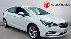 White Used 2019 Vauxhall Astra SRi Hatchback | £9,913 (Fair price)