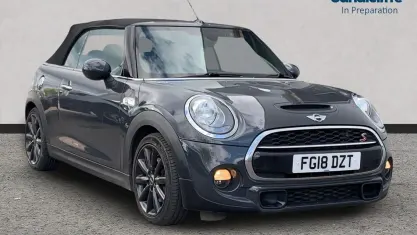 Usado Mini Cooper S Hatch 192 HP (141 kW) 2018 Cinzento Citadino