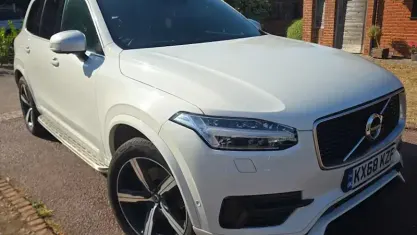 Used Volvo XC90 R-Design 235 HP (172 kW) 2018 White SUV