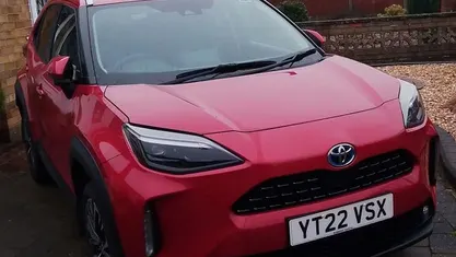 Used 2025 Toyota Yaris Hybrid Estate | £21,899 (Fair price)