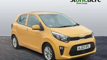 Used Kia Picanto 67 HP (49 kW) 2023 Yellow Hatchback