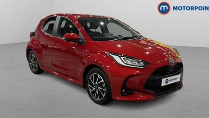 Used 2025 Toyota Yaris Hybrid Design Hatchback | £18,849 (Good price)