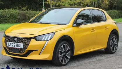 Used Peugeot e-208 Premium 100 kW (136 HP) 2022 Hatchback