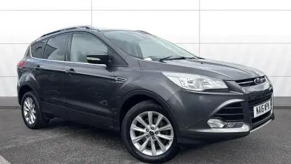 Begagnad Ford Kuga Titanium 150 HK (110 kW) 2016 Grå SUV