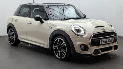 Used 2017 Mini Cooper S Hatch Hatchback | £11,550 (Fair price)