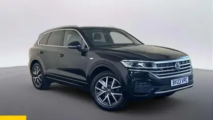 Usado VW Touareg R-line 286 CV (210 kW) 2022 Negro SUV