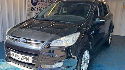 Second-hand Ford Kuga Sport 150 CP (110 kW) 2016 Negru SUV