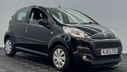 Used Peugeot 107 Active 68 HP (50 kW) 2014 Hatchback