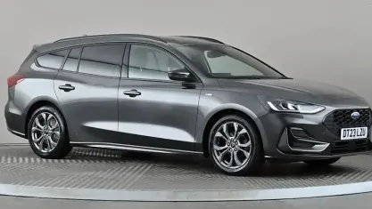 Used Ford Focus ST-Line 125 HP (91 kW) 2023 Grey Estate