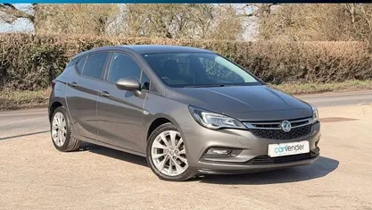 Used Vauxhall Astra Design Edition 101 HP (74 kW) 2018 Hatchback