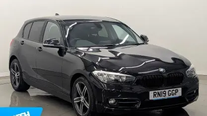 Usado BMW 118 Sport Line 136 HP (100 kW) 2019 Preto Citadino