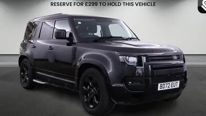Used Land Rover Defender SE Dynamic 300 HP (220 kW) 2022 SUV