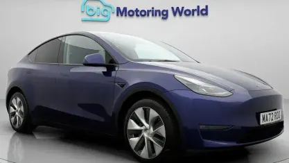 Begagnad Tesla Model Y Long Range AWD 286 kW (389 HK) 2025 SUV