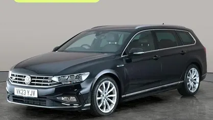 Used VW Passat R-line 150 HP (110 kW) 2023 Estate