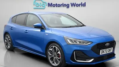 Used Ford Focus ST-Line 155 HP (114 kW) 2022 Blue Hatchback