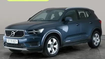 Used Volvo XC40 Momentum 163 HP (119 kW) 2021 Blue SUV