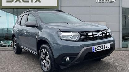 Begagnad Dacia Duster Journey 130 HK (95 kW) 2023 Grå SUV