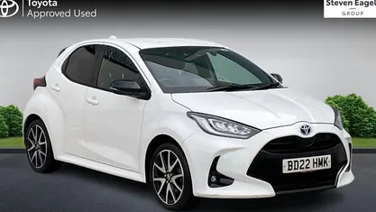 Second-hand Toyota Yaris Hybrid 116 CP (85 kW) 2021 Hatchback