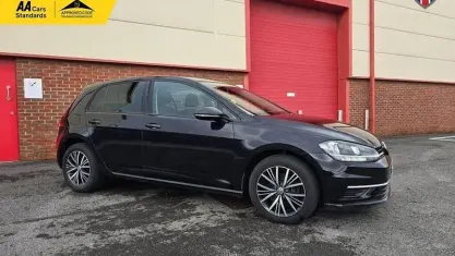 Used VW Golf VII SE 116 HP (85 kW) 2018 Black Hatchback